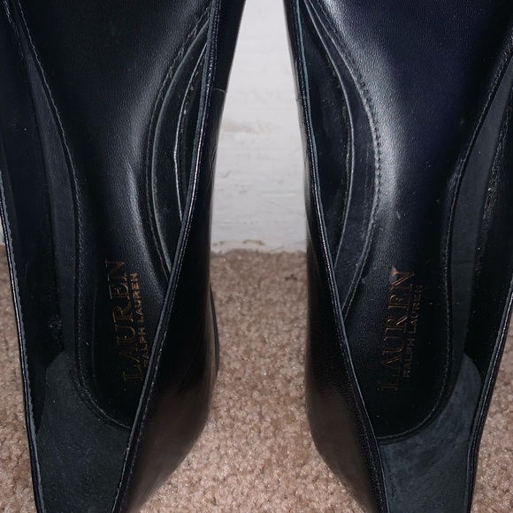 8.5 Ralph Lauren Flats - Picture 3 of 5